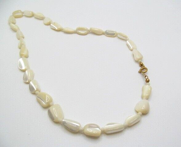 Vintage Japan Iridescent White Mother of Pearl 8.75mm Barrel Necklace 17.5 In