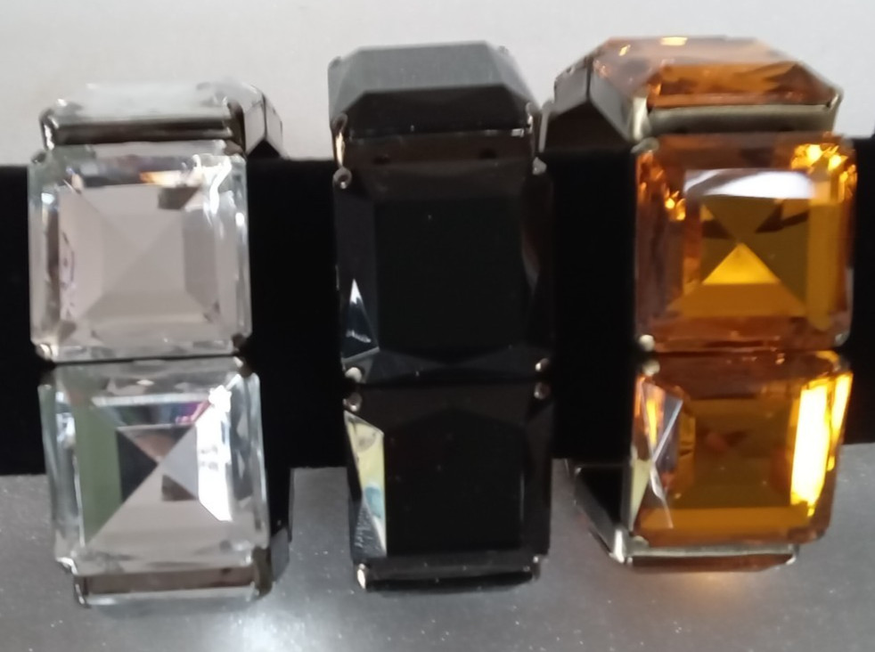 Vintage Faceted Acrylic Stone Stretch Bracelets. Lot of 3. Amber*Clear*Black