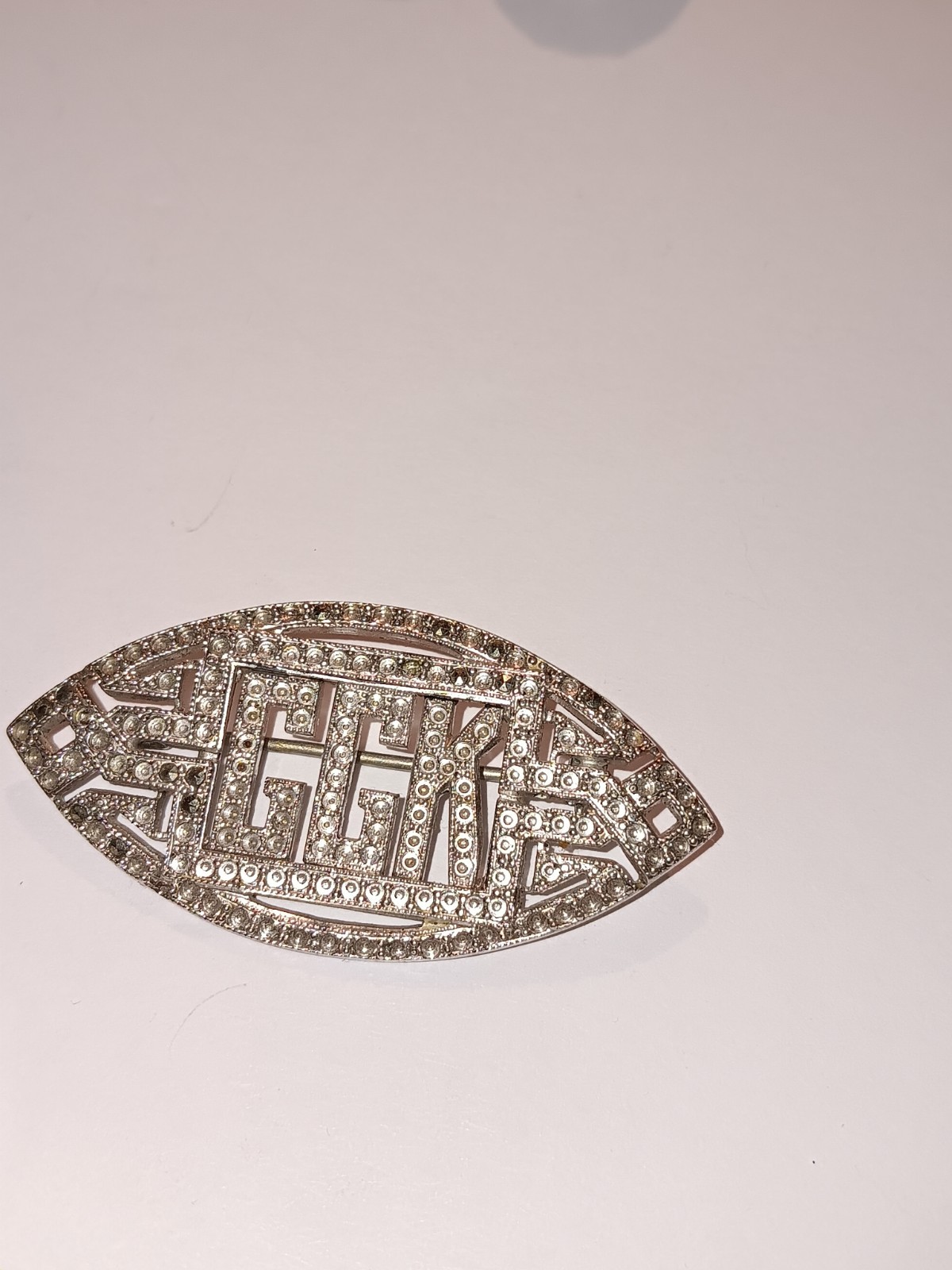 17 Vintage Brooches Different Shapes And Sizes A Pair Of Tiptoes Shoe Clips
