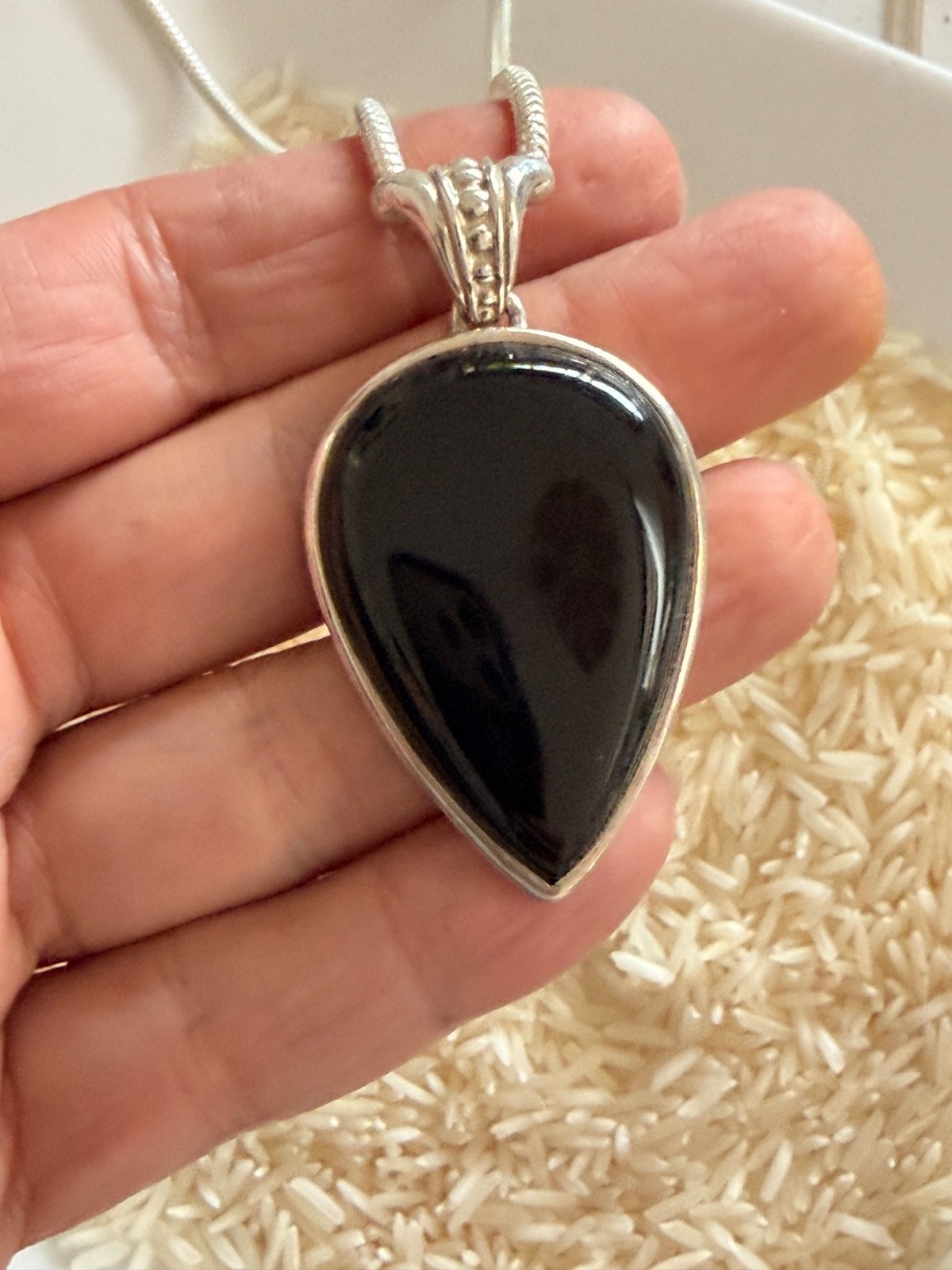 Sterling Silver Onyx Drop pendant 45cm snake chain