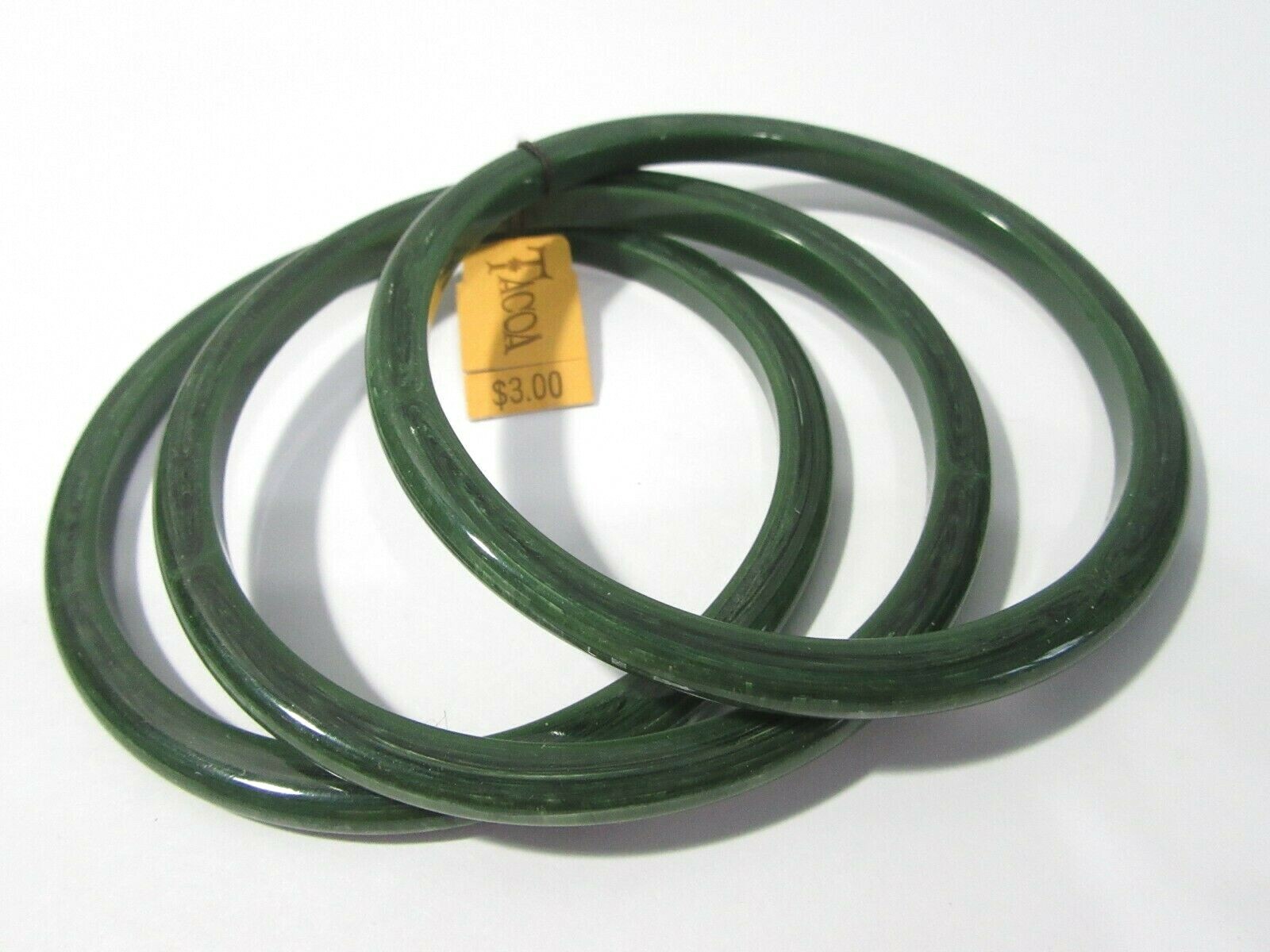 DARK GREEN WHITE MARBLED SPACER BANGLE BRACELET SET NOS WITH TAGS LUCITE