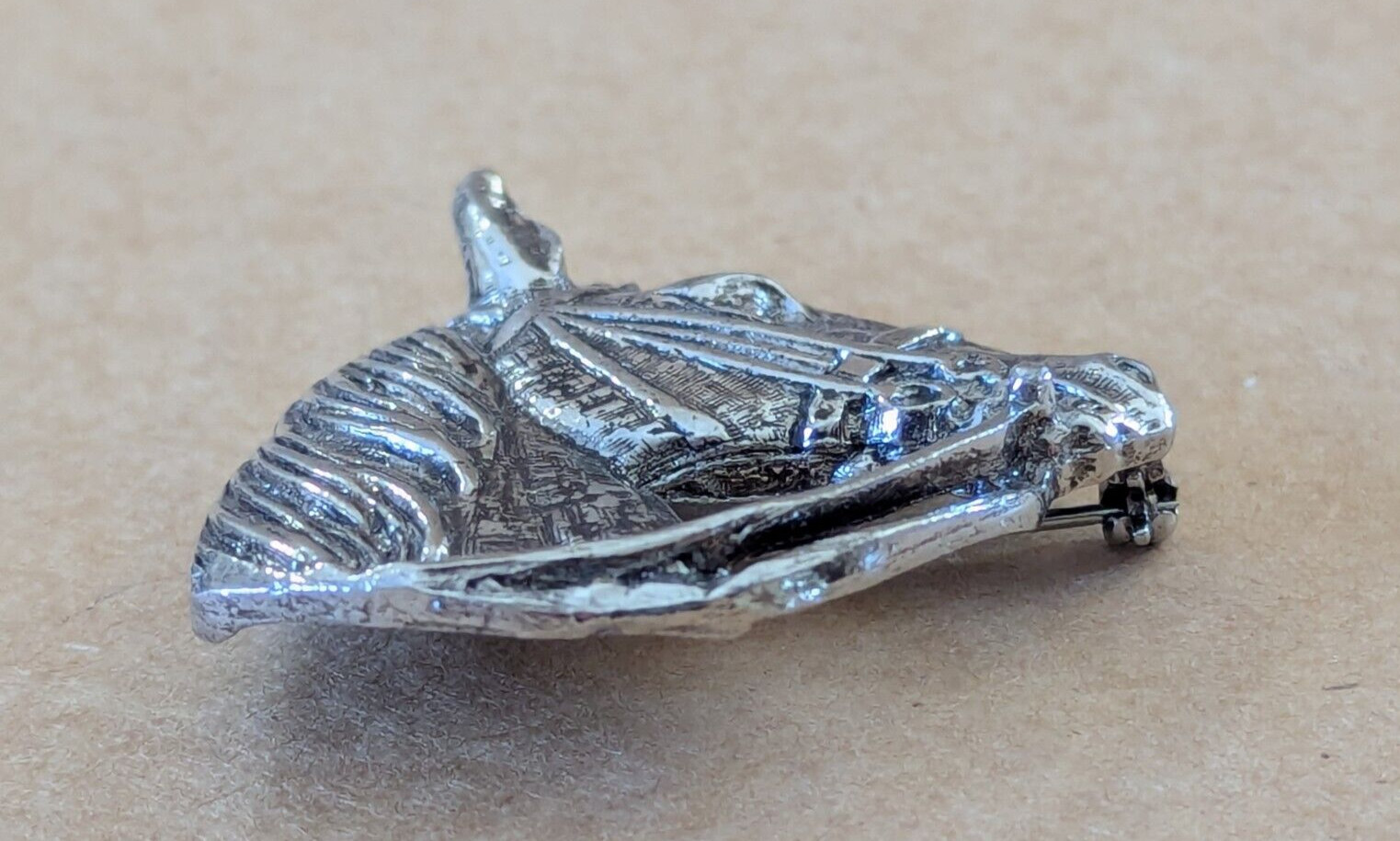 Horse Head Brooch Equestrian Silver Tone Vintage Very Nice!