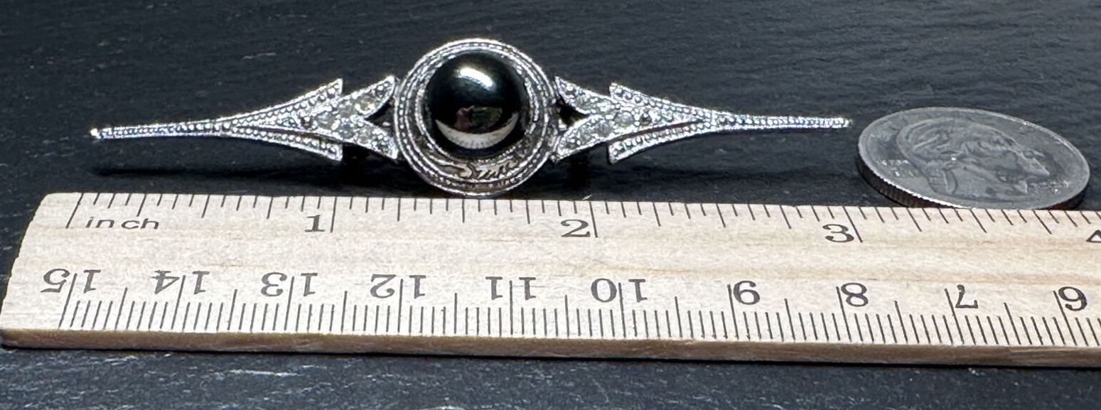 SILVER TONE BAR PIN BROOCH WITH RHINESTONES, SHINY BLACK INSERT E855