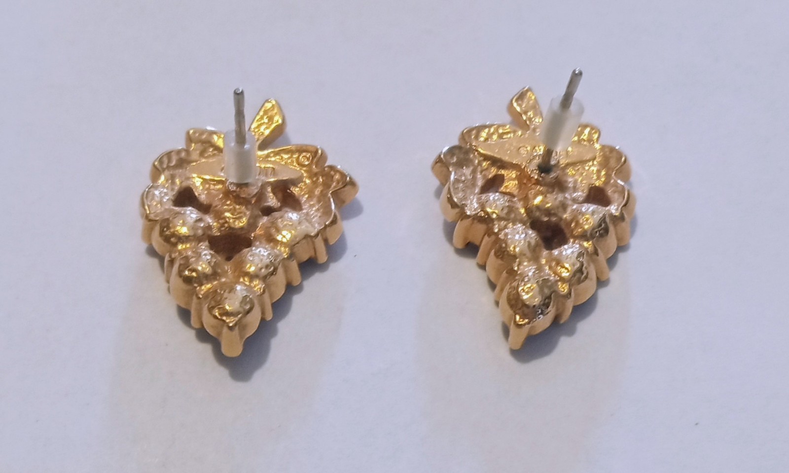 Vintage Gold tone Avon Bunch Of Grapes Earrings