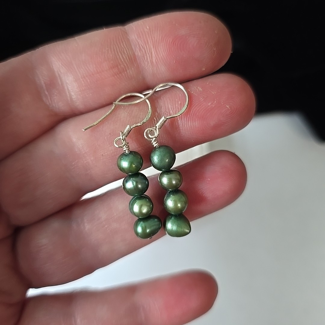 Vintage Sterling Silver Hook Green Dyed Pearls Dangle Pierced Earrings