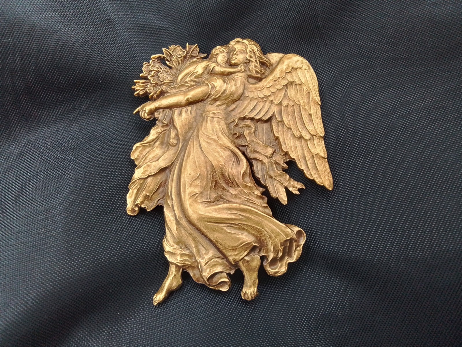 SPNEA SOCIETY MYSTICAL CREATURE GUARDIAN ANGEL BABY CHILD PROTECTOR CHRISTIANITY