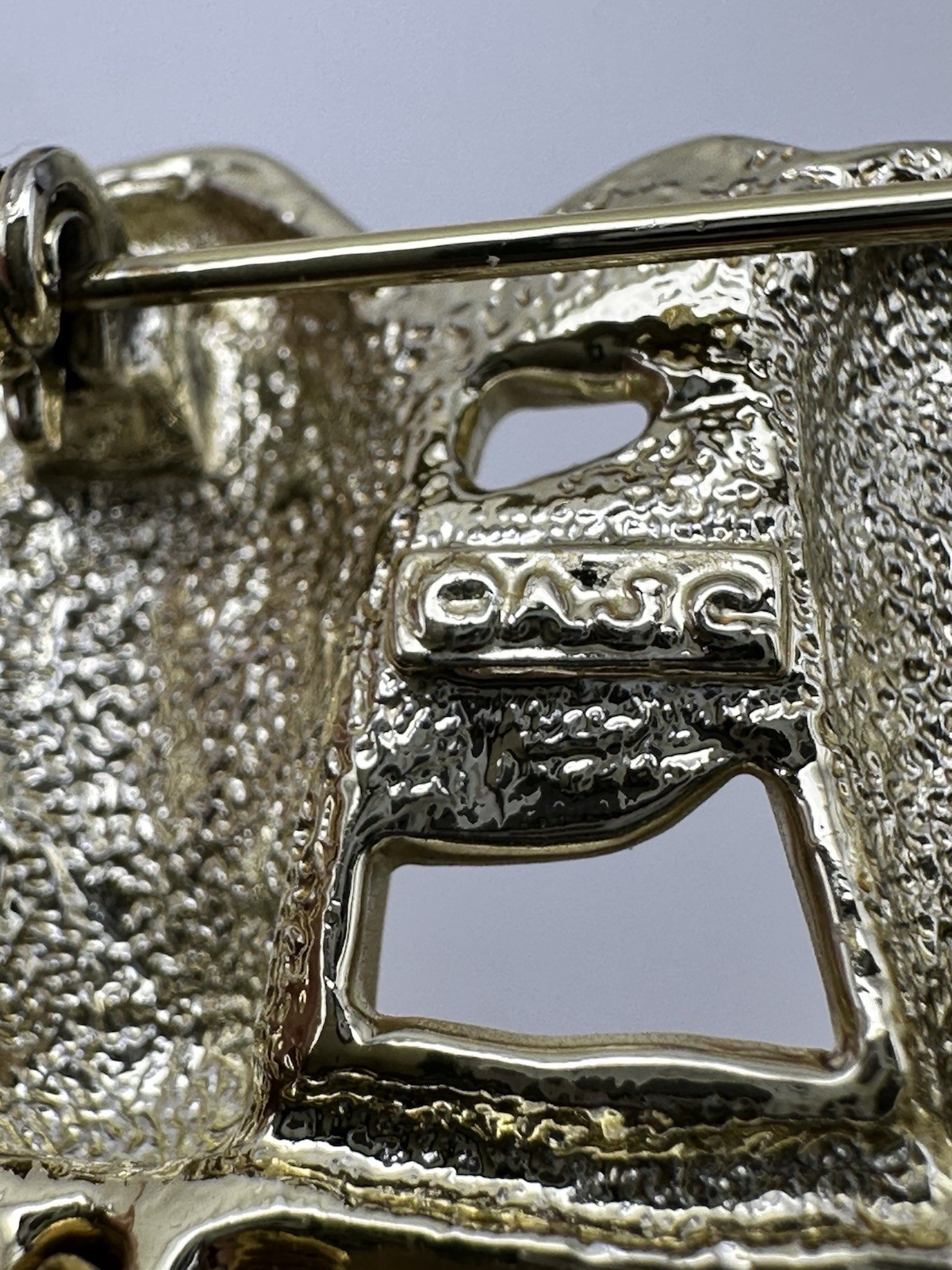 Vintage Gold Tone 3 Cow Brooch Pin with Dangling Silver Tone Bells Signed AJC