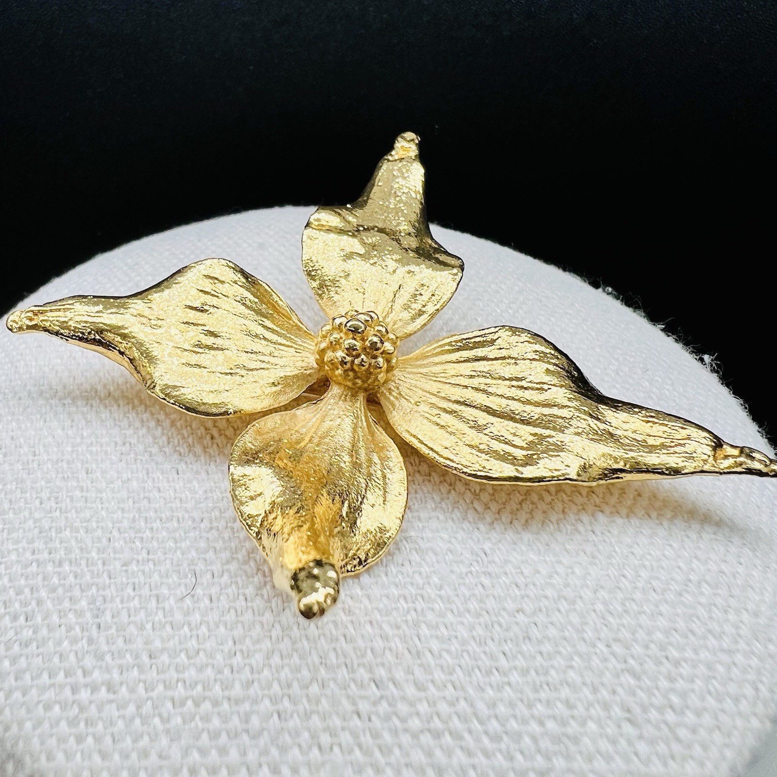 Vintage Gold Tone Flower Brooch Pendant Necklace Convertible Floral Statement