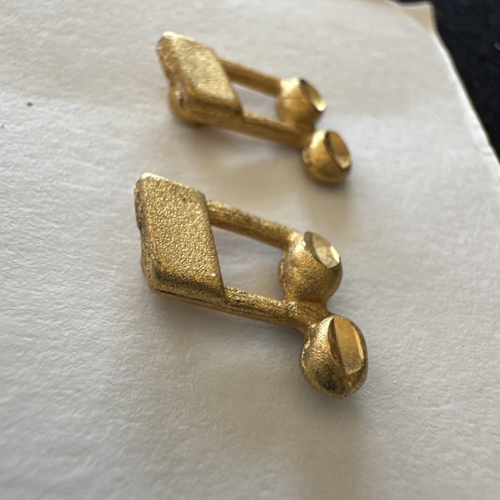 Vtg Earrings Small Florentine Music Eighth 8th Notes Gold Toned Studs 1980s J
