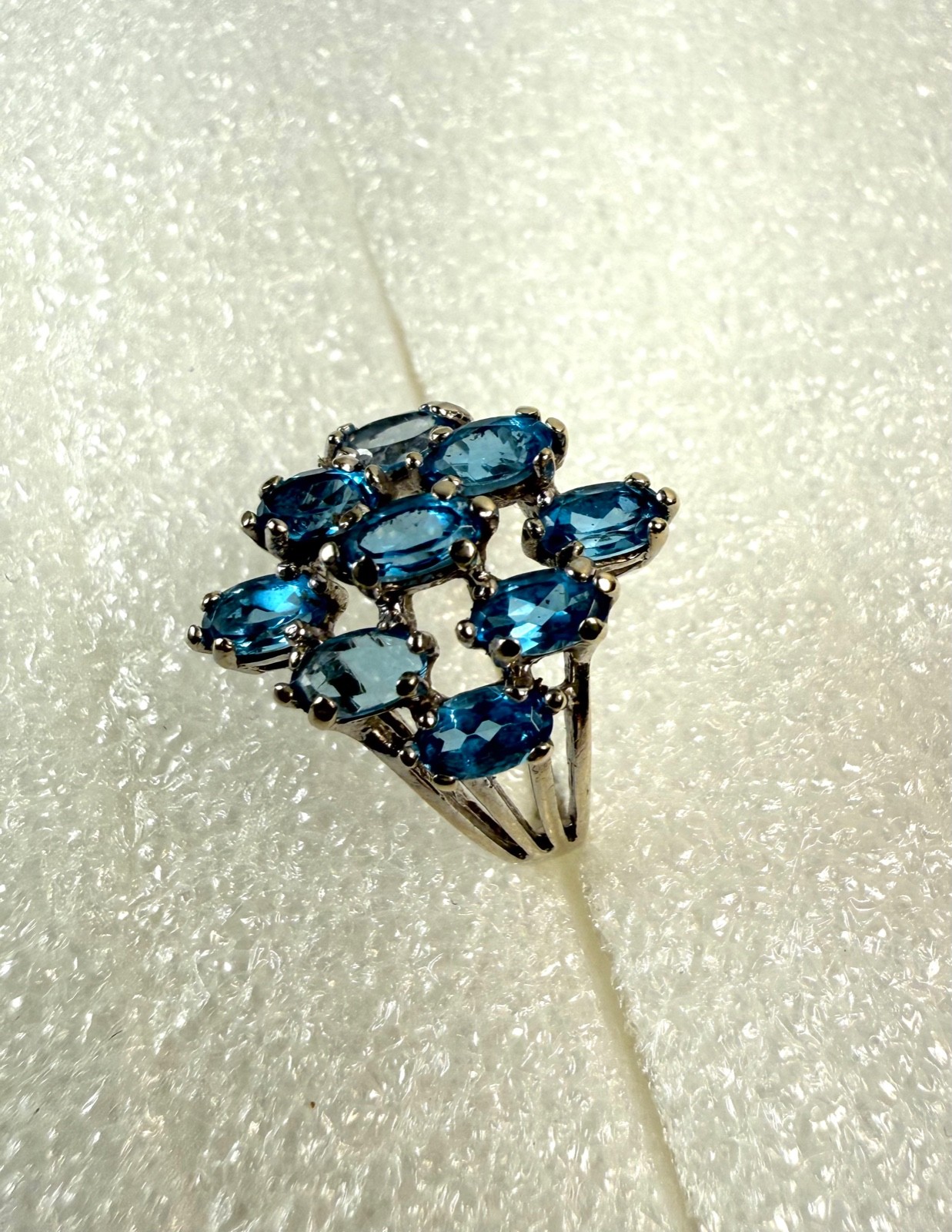 Vintage 10k White Gold Blue Topaz Cluster Ring Size 6.5