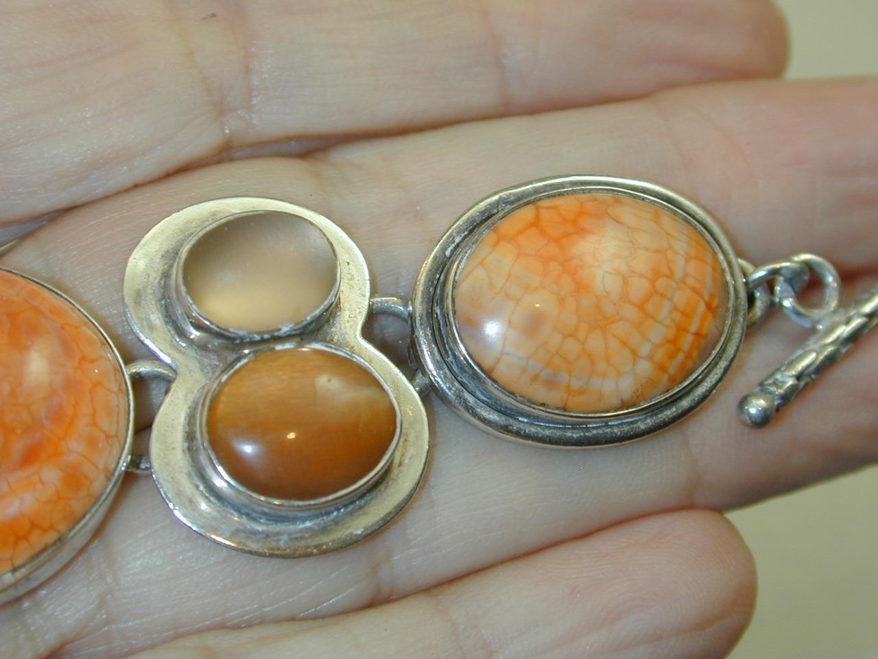 Amy Kahn Russell AKR Bracelet Agate Jade Shades Of Peach Rust