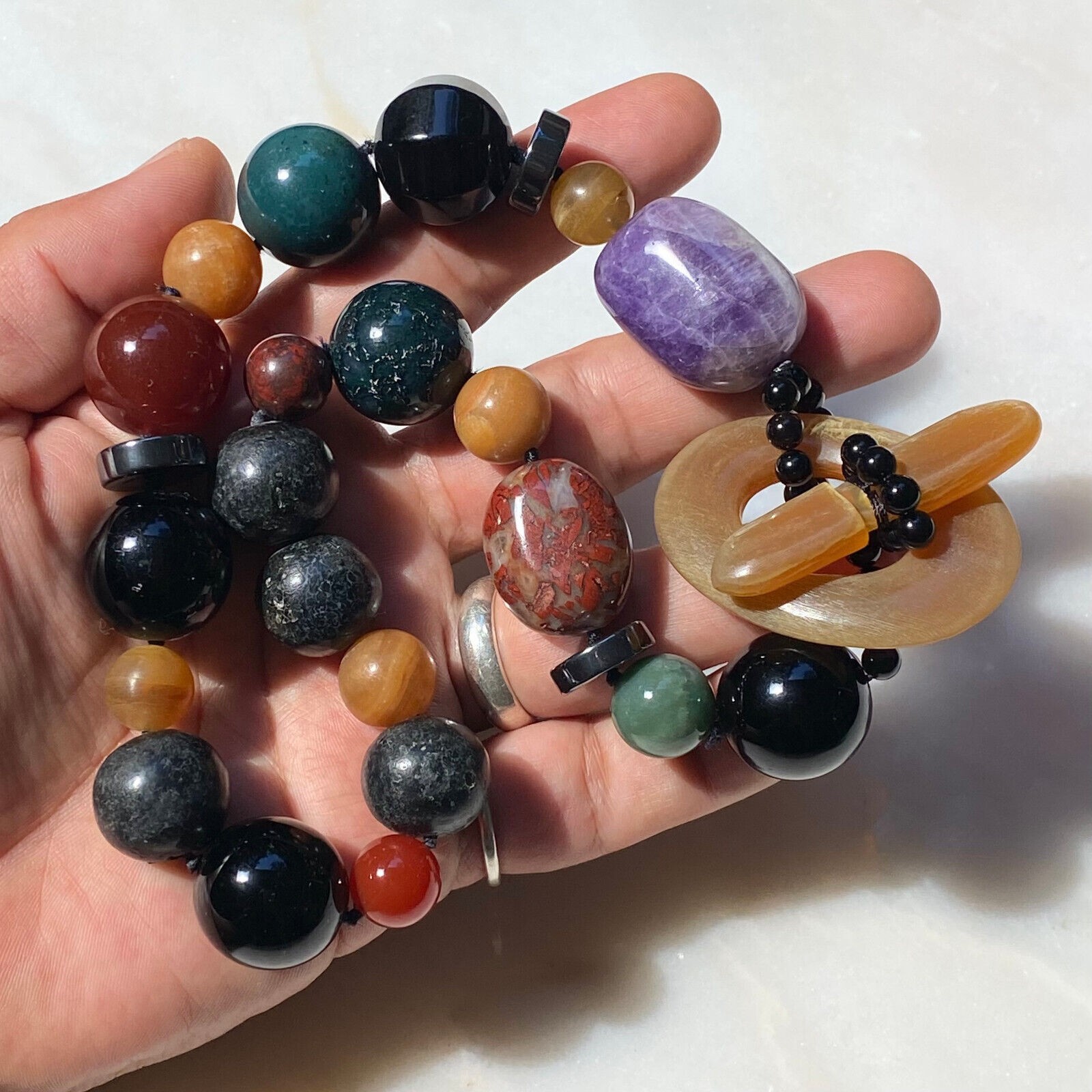 LARGE VINTAGE MIXED GEMSTONE MULTICOLOR BEAD ARTIST MADE NECKLACE HORN CLASP 19″