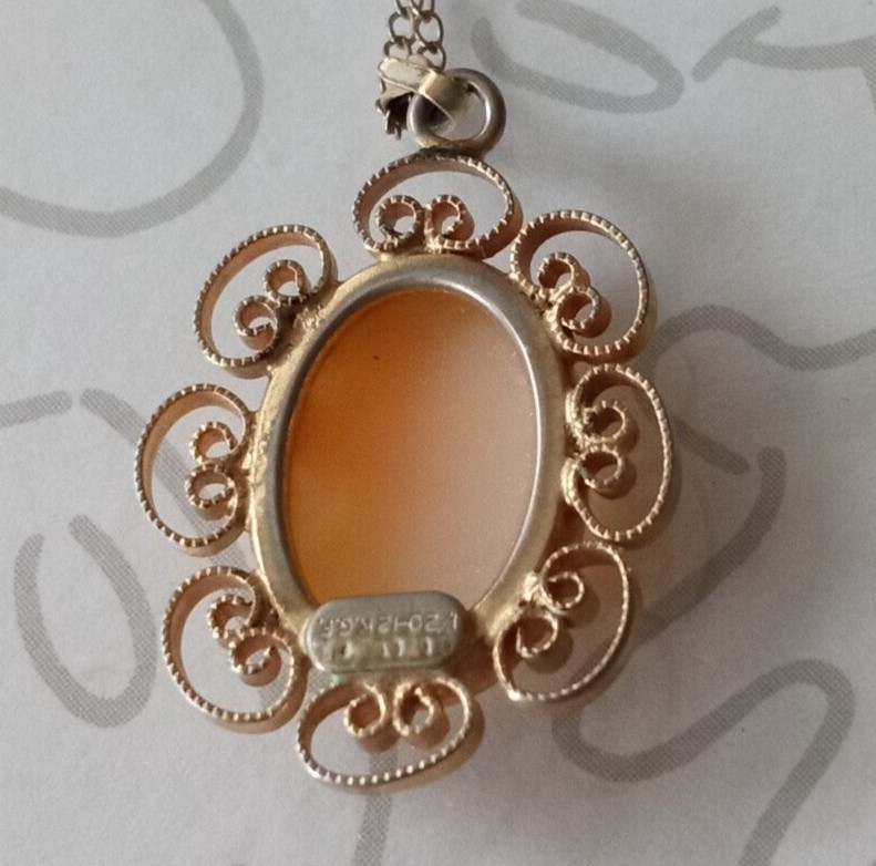 Cameo Screw Back Earrings and Pendant Necklace Set 1/20 12k Gold Filled