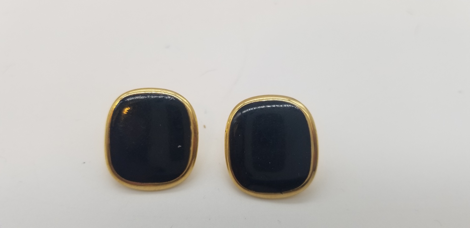 Vintage Lot Of 3 Pairs Of Gold Tone & Black Pierced Earrings Different Shapes A3