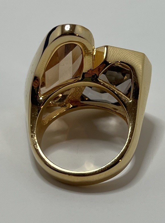 Large Swarovski Swan Faceted Topaz Crystals Cocktail Ring Size 7 with Box