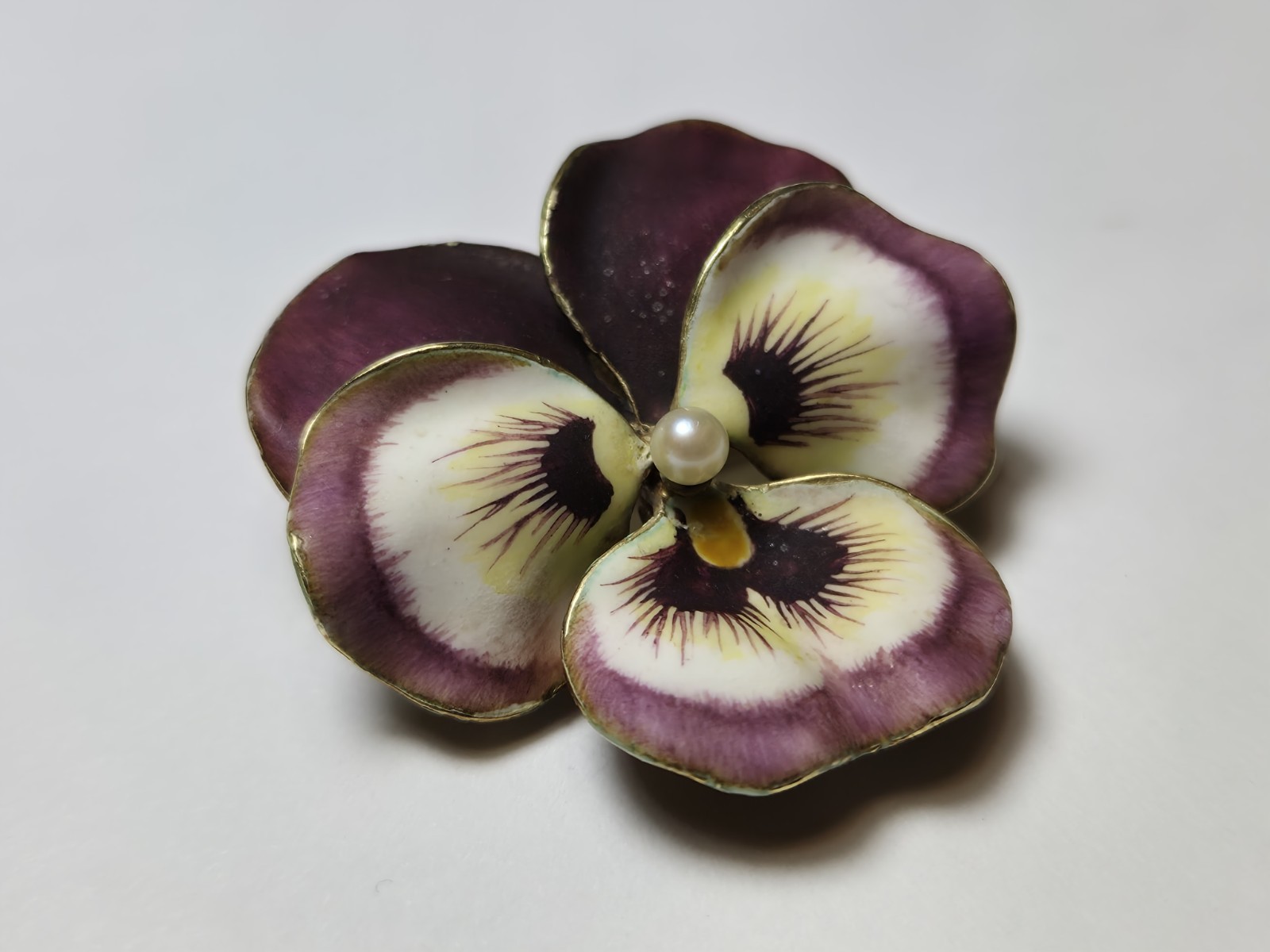 Vintage 14k Gold Enamel Pansy Brooch Pin