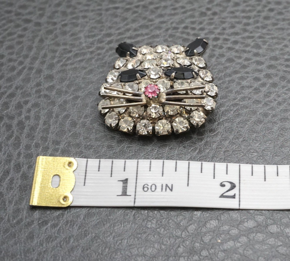 Vintage Cat Kitty Face White Black Rhinestone Crystal Silver Tone Brooch