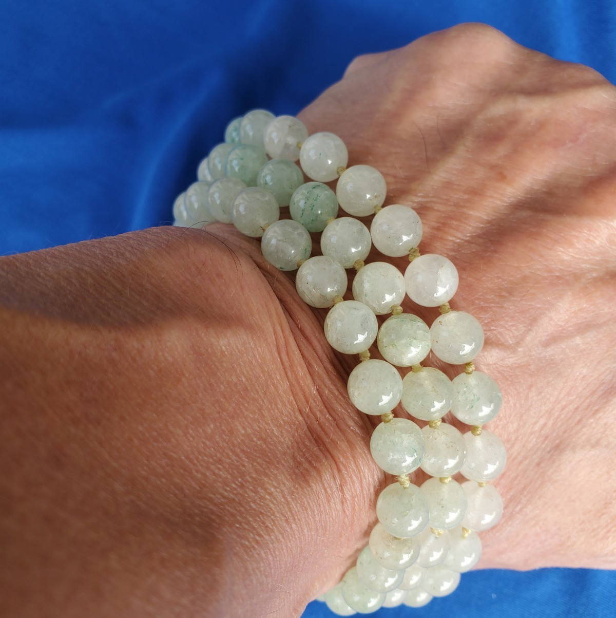 Original Old JADE White Green 8 Millimeters Deco Necklace Vintage 30″ inch Long