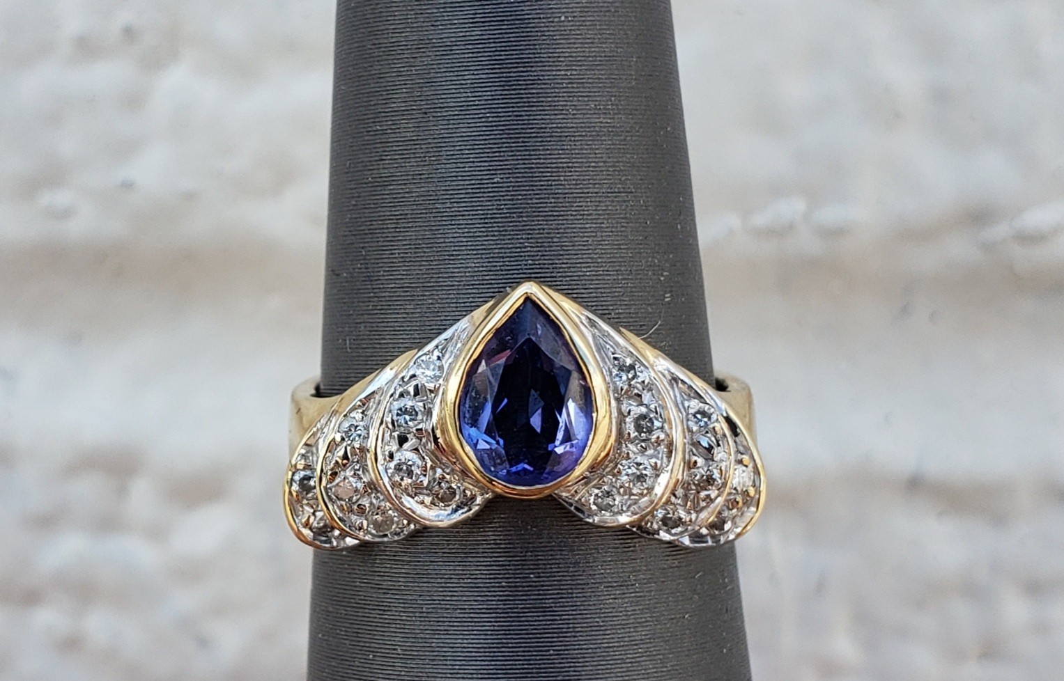 14K Two-Tone Gold Pear Iolite Diamond Chevron Ring Size 6 Estate Vintage 2.70g