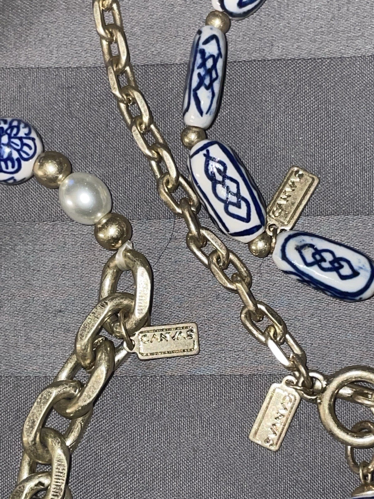 COSTUME JEWELRY LOT 1