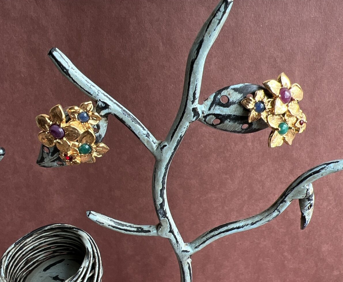 Avon Gold Tone Four Flower Earrings With Blue And Purple Gem Centers