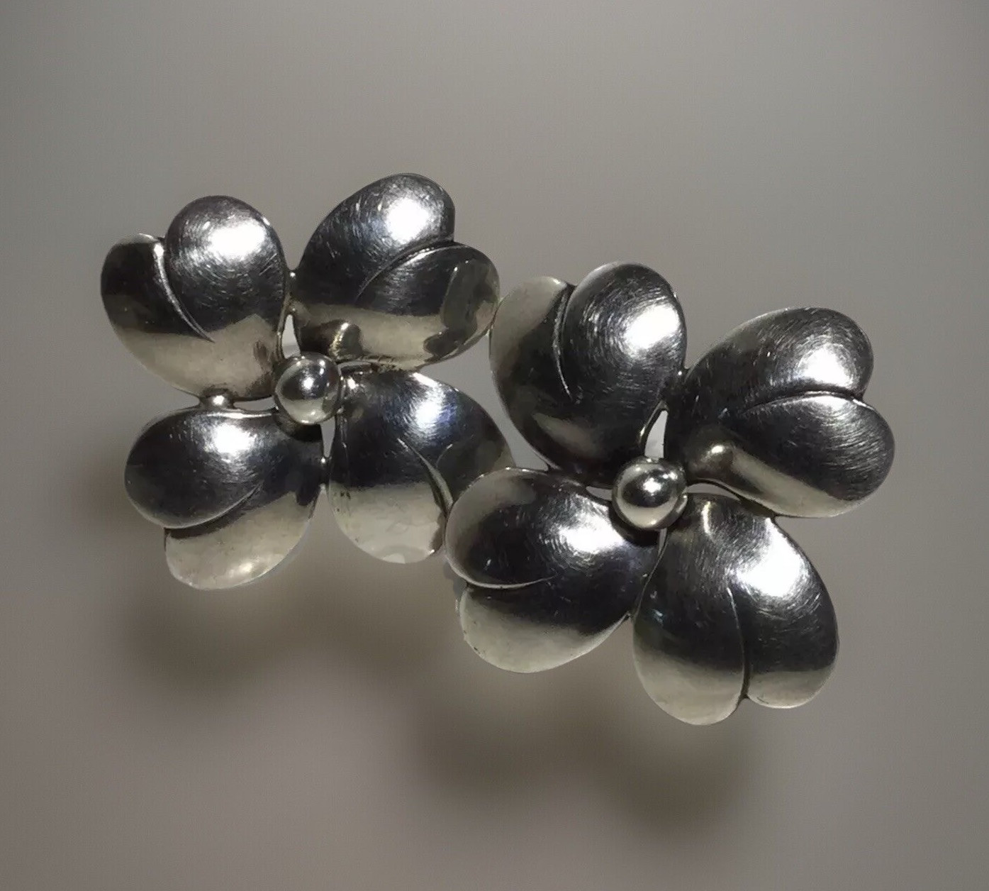 NE FROM MidCentury Denmark 925 Sterling Repoussé 4 Petal Flower 2 Brooches 8.5g