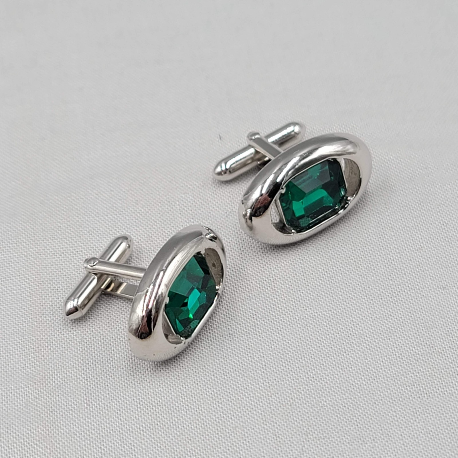 Vintage Swank Mens Cufflinks Green Rhinestone Silver tone Oval 1″