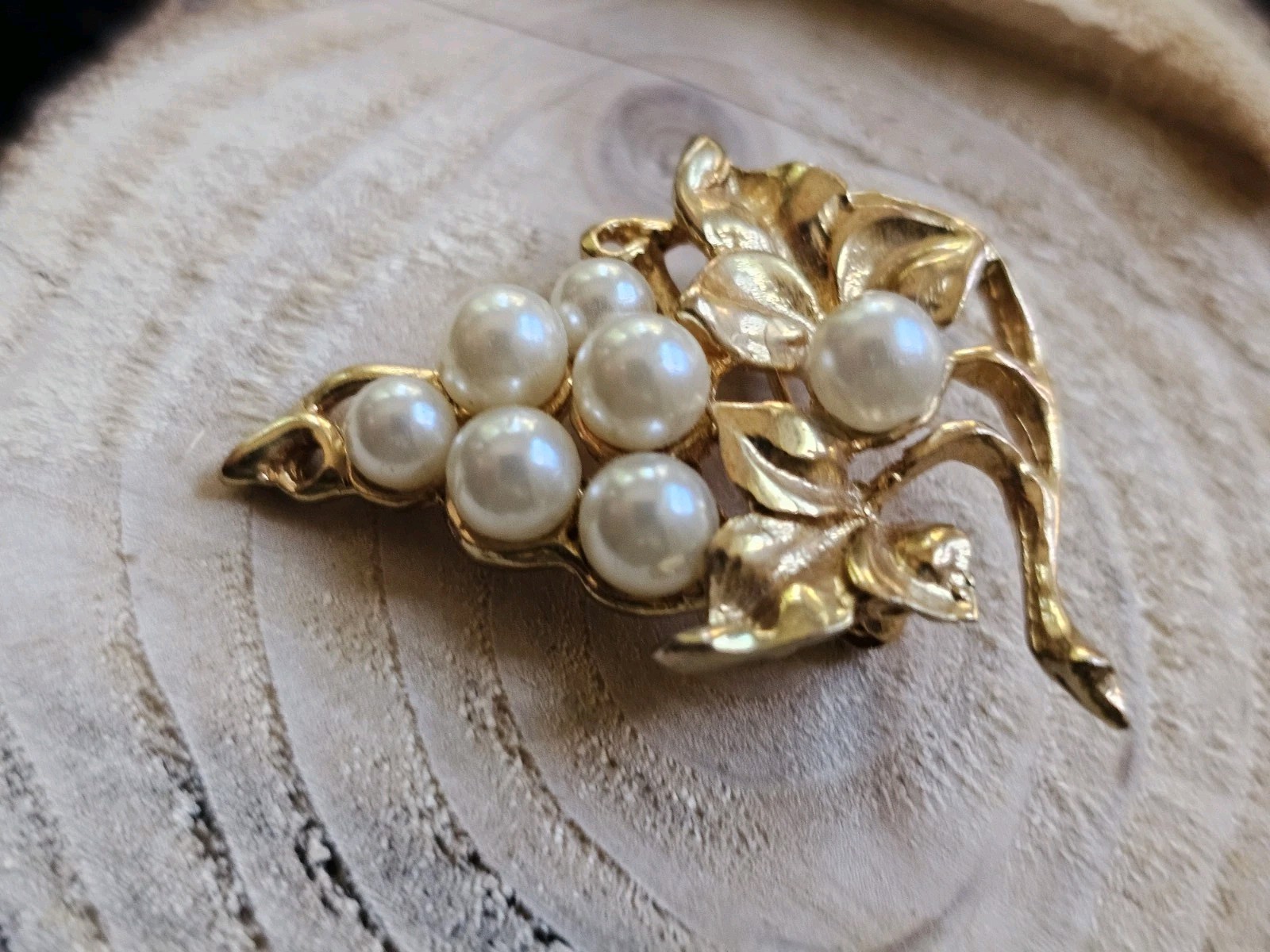 Vtg Lot 3 Brooch Grape Bunch Vine Clusters Imitation Pearl Gold Tone Fruit Pin