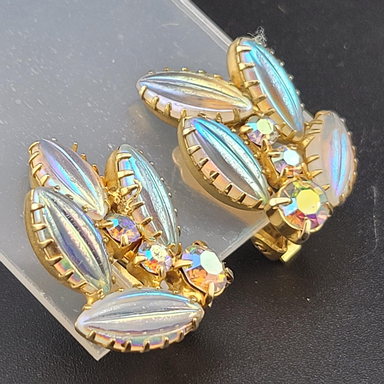 Vintage Aurora Borealis AB Gripoix Glass Rhinestone Clip Earrings Gold Plated 1″