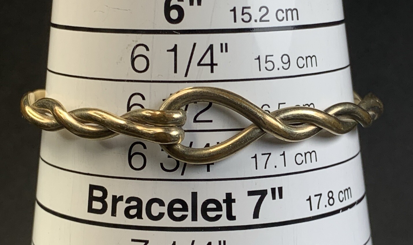 Gold Tone Metal Wirework Hook Clasp Bracelet, 6 1/2” Wrist, Vintage! Artisan!