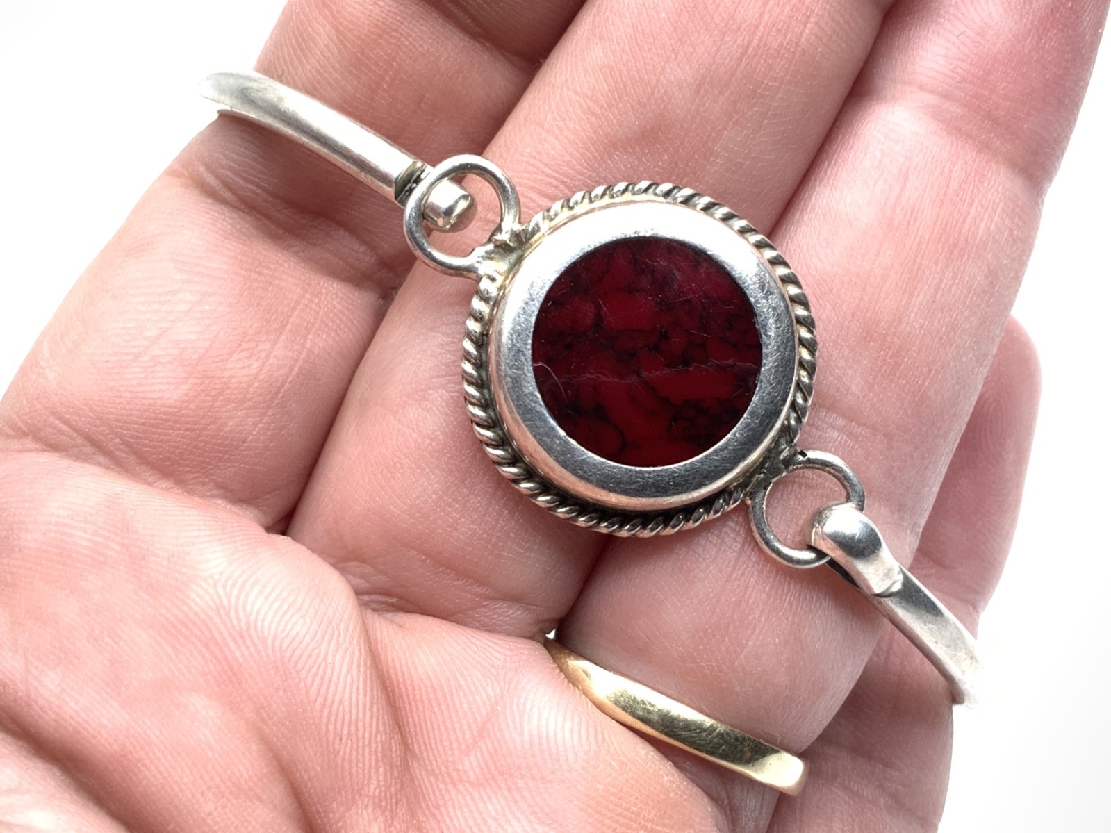 Southwest Mexico 925 Sterling Silver Red Jasper Bangle 7” Bracelet – 21.4g