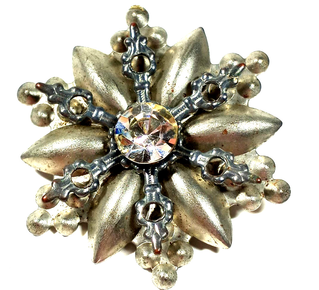 Vintage Pewter Color & Rhinestone 1 & 1/2″ Flower Brooch