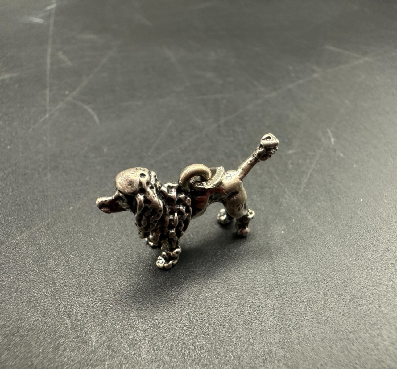VINTAGE STERLING SILVER 3D POODLE DOG CHARM 1 cm x 2.5 cm