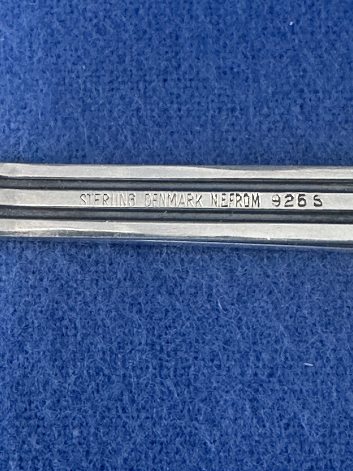 MID CENTURY MODERN NEILS ERIK FROM DENMARK STERLING TIE CLASP / BAR