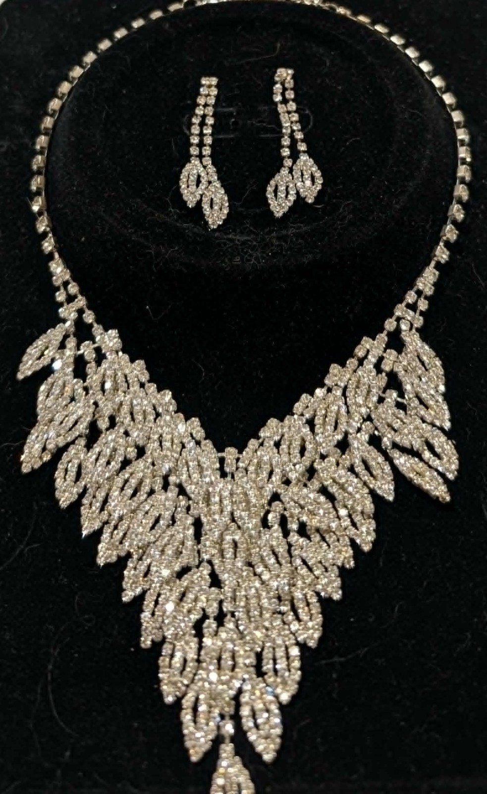 Vintage Clear Rhinestone Silver tone Necklace & Pierced Earring Set