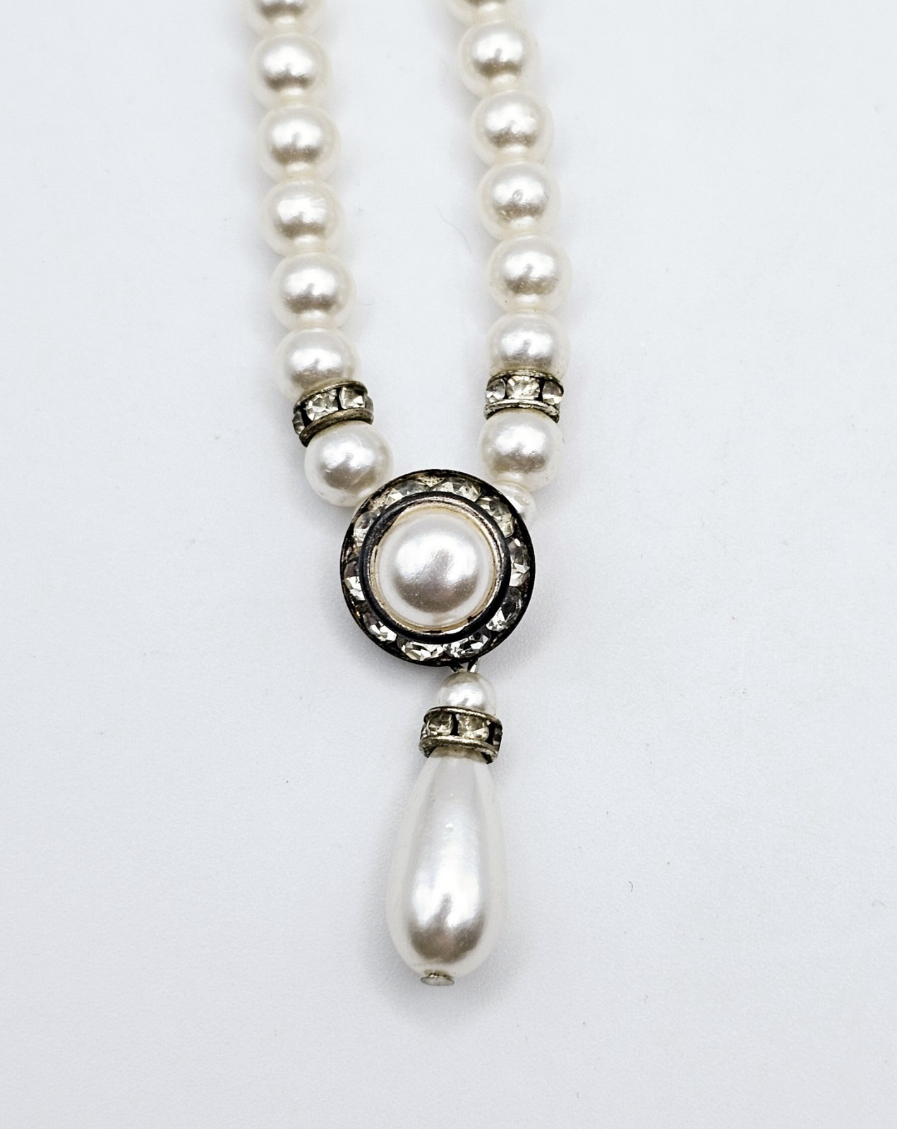 Vintage Unsigned Faux Pearl Choker Necklace Teardrop Pendant Rhinestone Costume