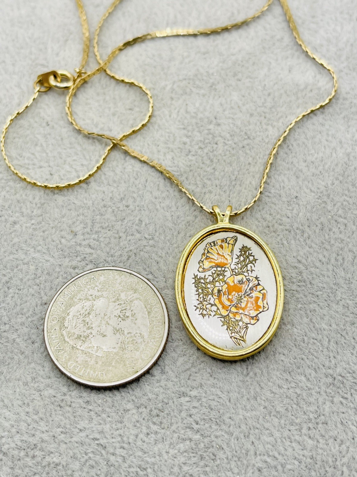 Poppy Flower Oval Pendant – Signed Reed & Barton Damascene August
