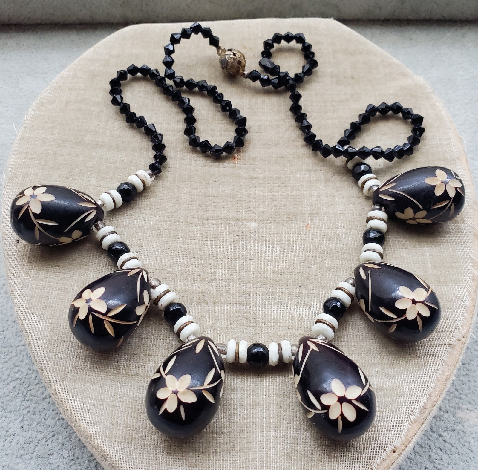 Vintage Deco Carved Floral Wood Egg Bead & Glass Disc Bicone Necklace