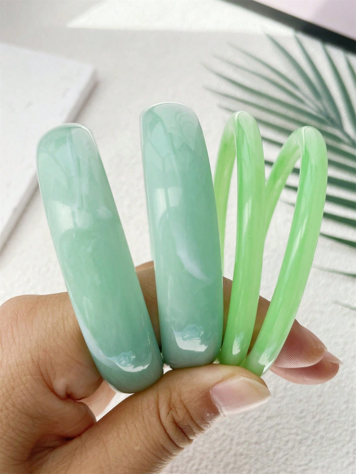 4pcs Multicolor 32 Resin Acrylic Bangle Bracelets For Women Daily Wear
