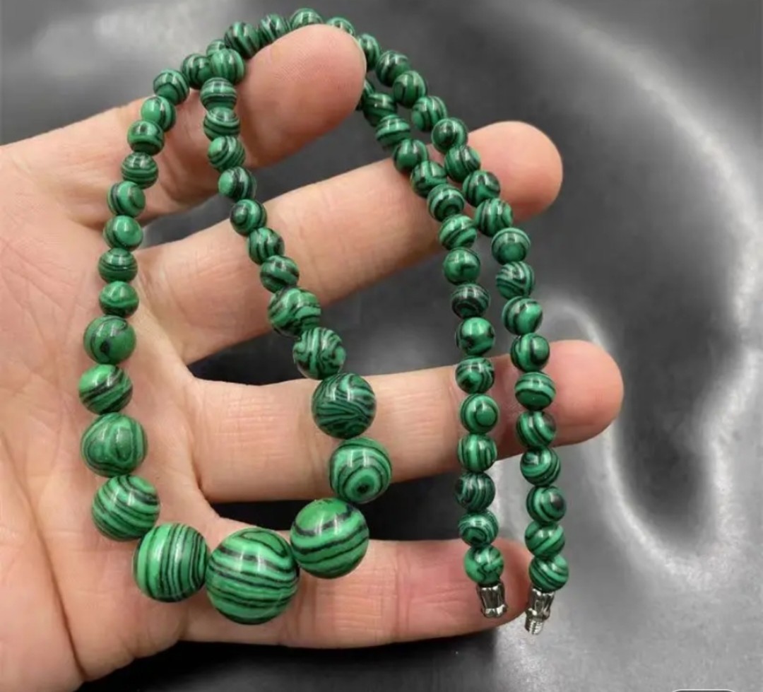 Genuine Malachite Beaded Necklace Graduated Barrel Clasp 45cm ~ 17.72 Inches