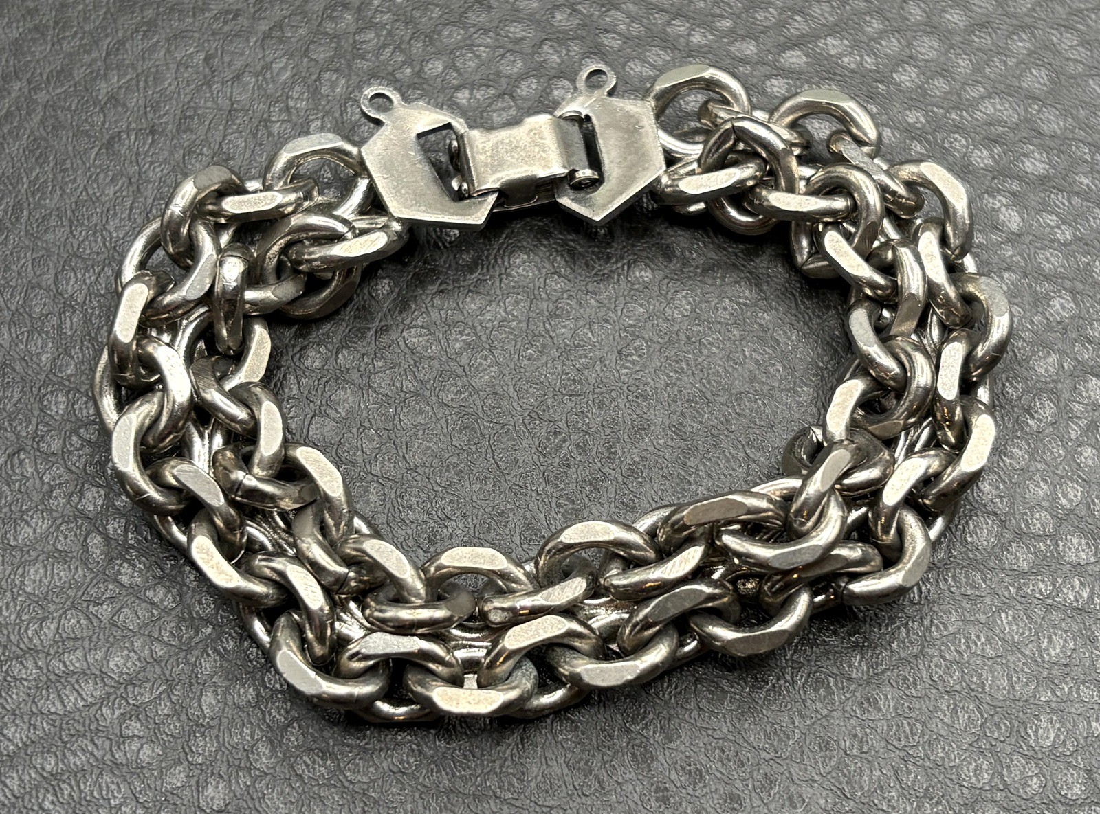 Vintage Heavy Chunky Silver Tone Heart Charm Starter Cuban Link Chain Bracelet