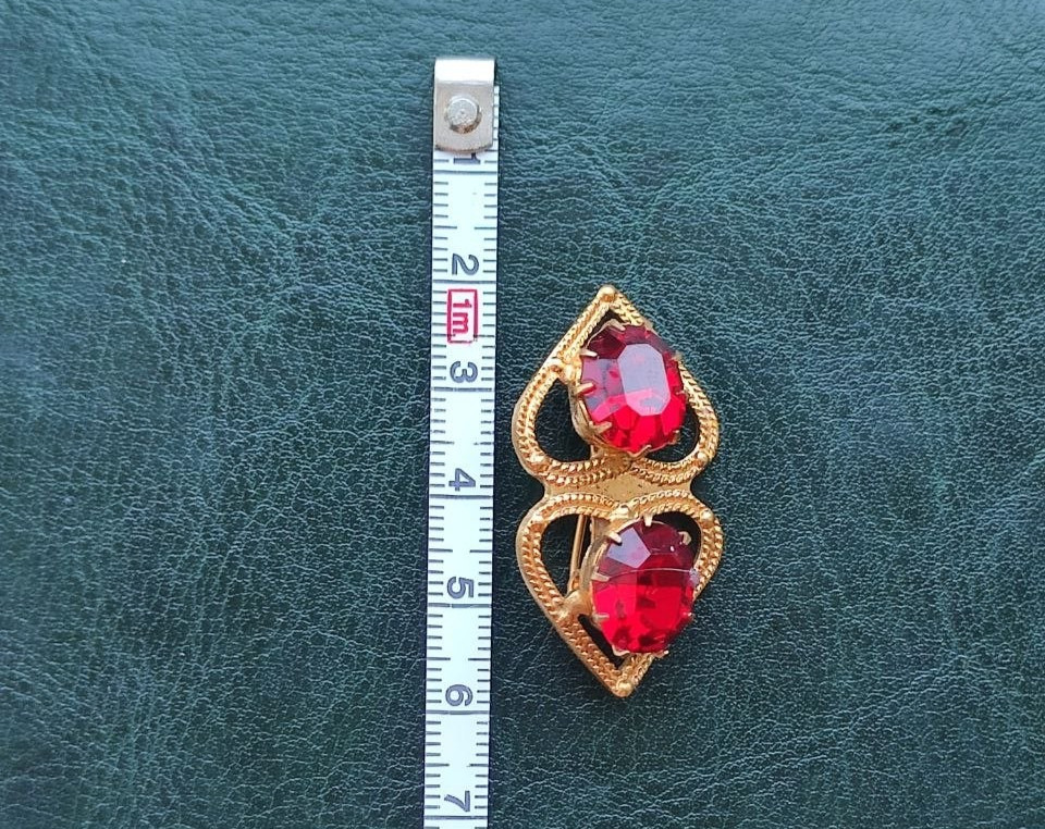 Vintage USSR Soviet Brooch Red Glass Stones Gold Plated Brass Pin 1970s 6g