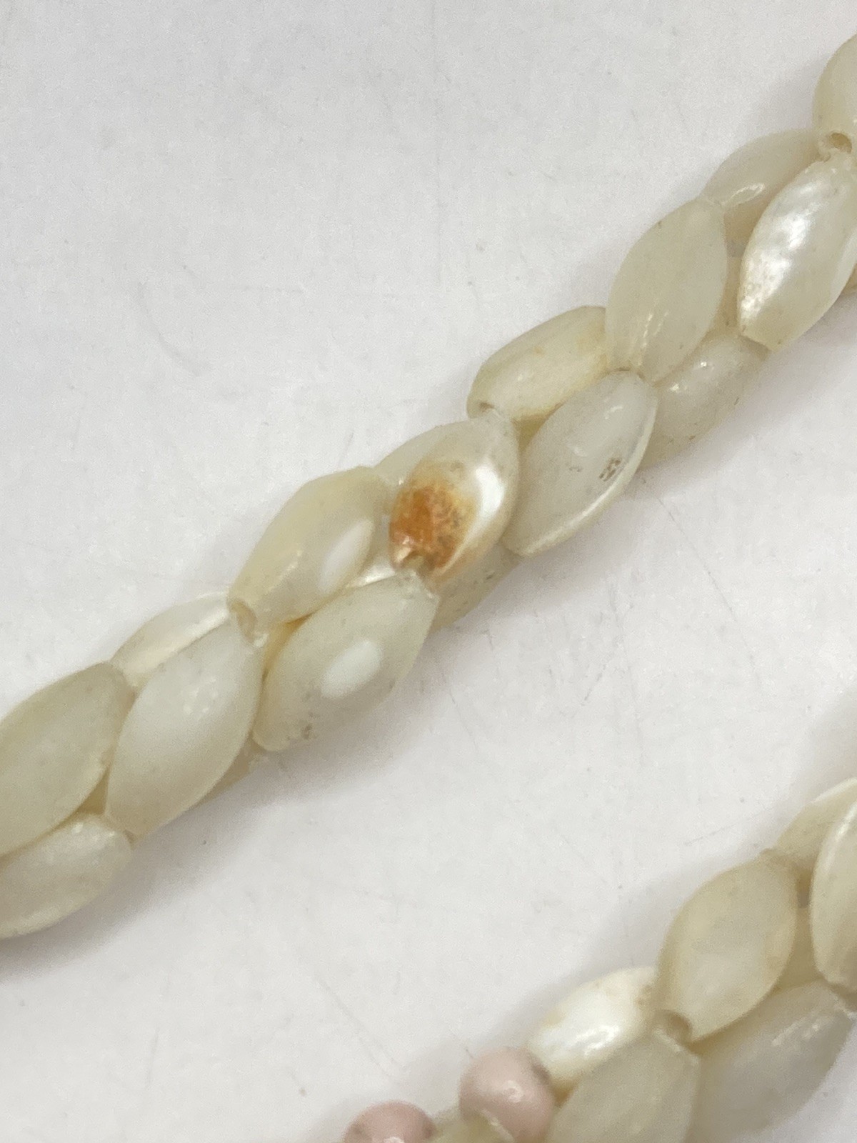 Vtg. Mother of Pearl Beaded Necklace with Faux Gold Jade Beads,21”