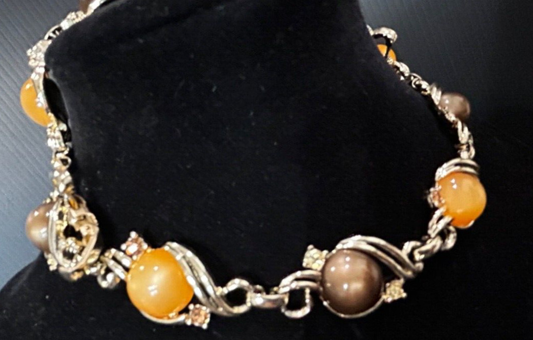Vintage Peach Brown Moonglow Thermoset Lucite Rhinestone Necklace & Bracelet Set