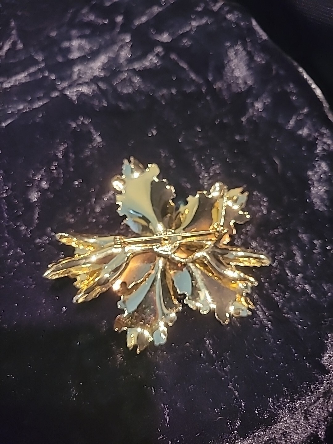 Vintage Womens Brooch Pin Ruffled Flower Jewelry Costume