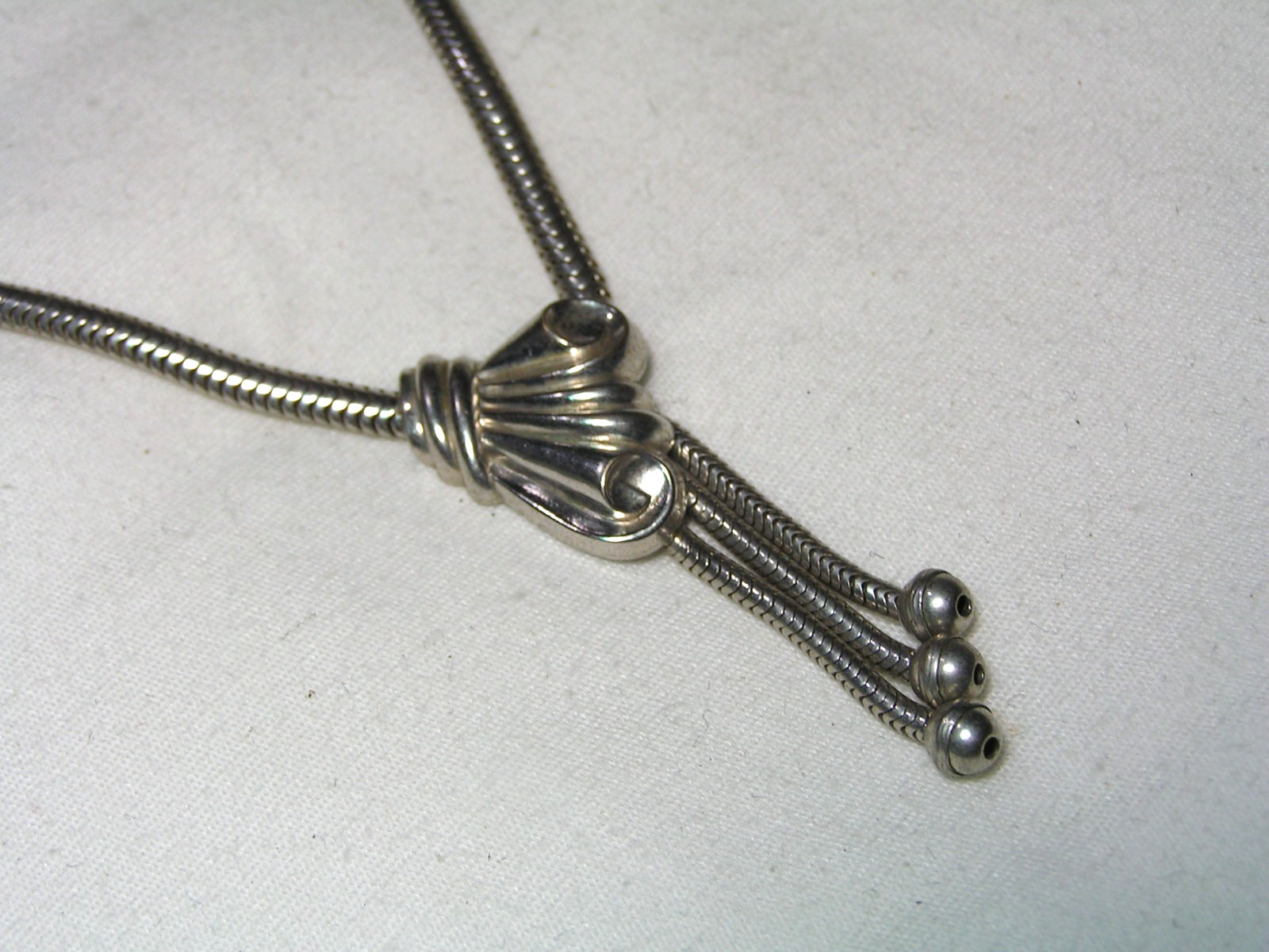 …Vintage Silver Tone Snake Chain,Station Pendant with Dangles Necklace…