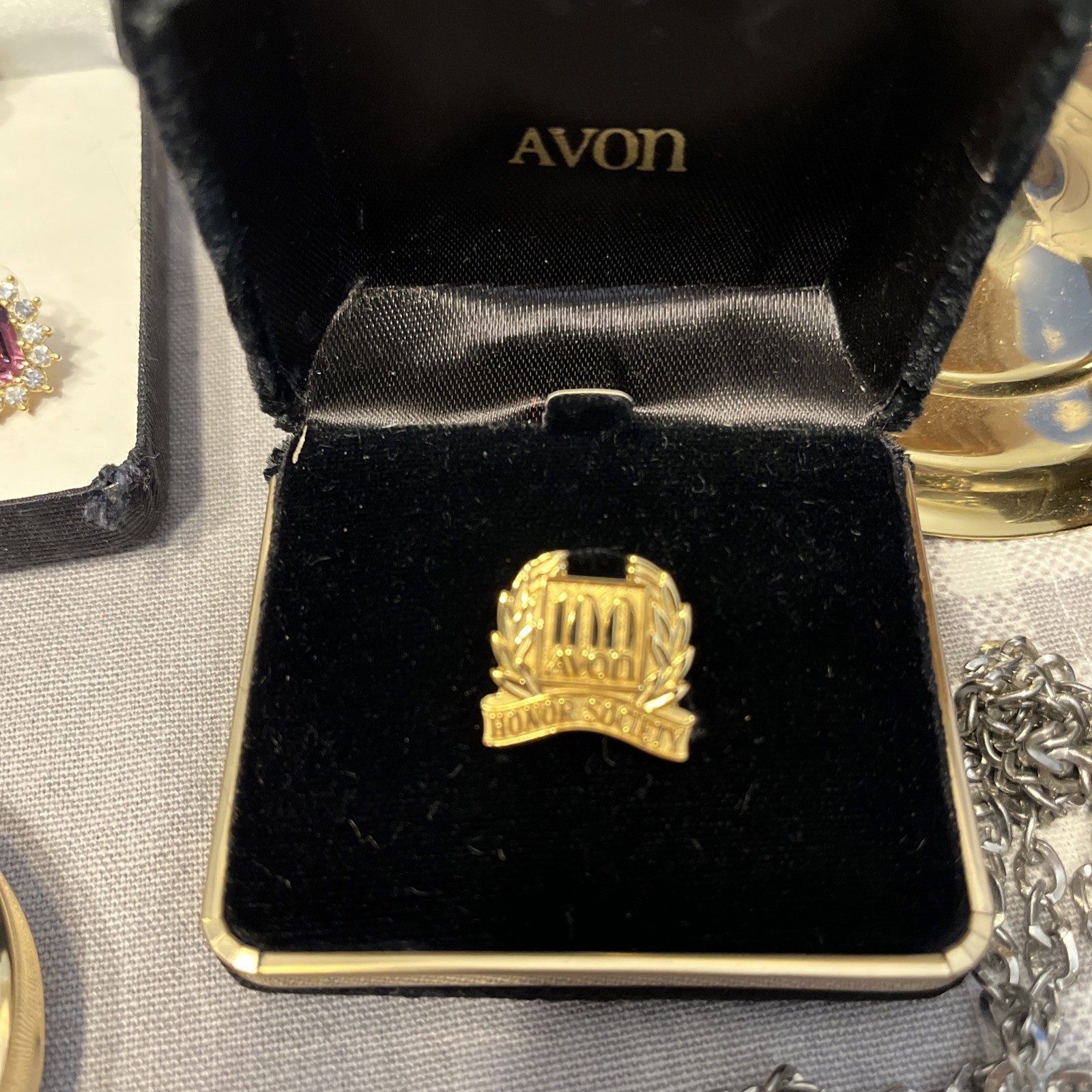 Huge Avon Sarah Coventry Ann Klein and Unbranded Necklaces Bracelets Ring Etc