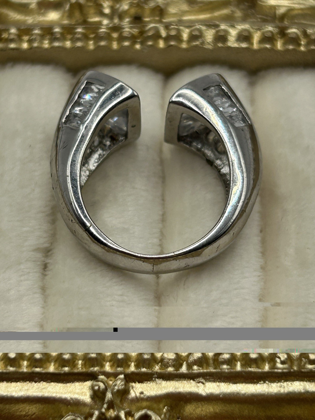 Vintage Silver Tone Open Band Ring Trillion Cut Clear Stones Size 6.5 Modern