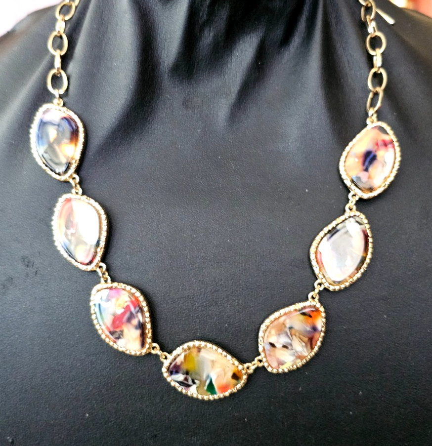 Sugarfix by Baublebar Colorful Resin Gold Tone Necklace and Earrings 20″