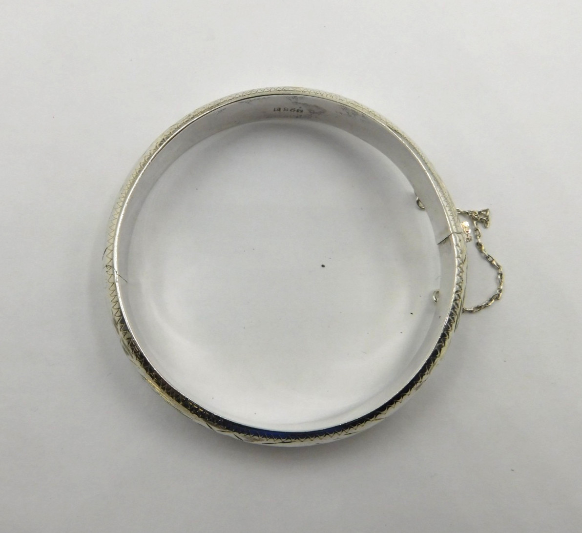 Vintage Sterling Silver Etched Hinged Bangle Bracelet